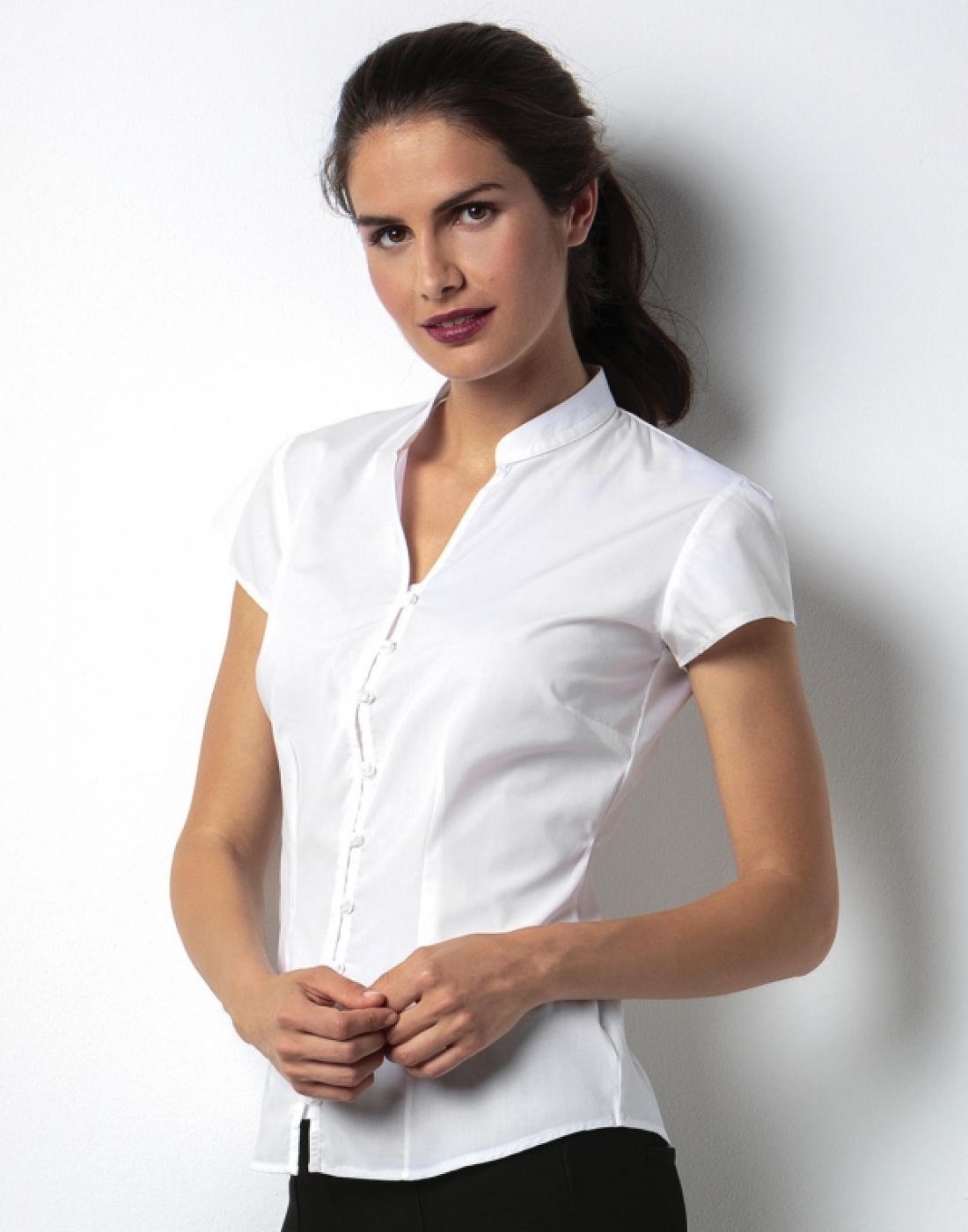 Camasa receptioner hotel, model easy iron cu guler tunica si maneca scurta, de dama