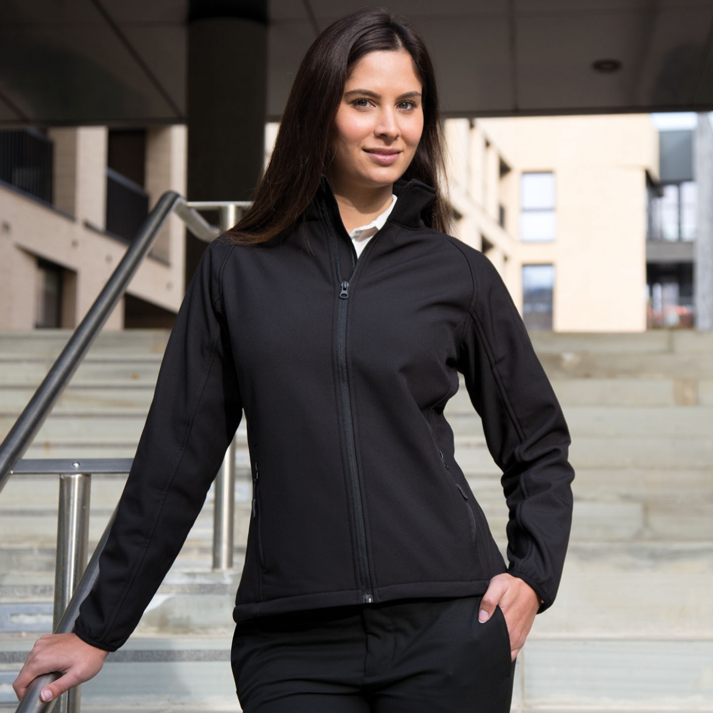 UniformeBucatari.ro - Jacheta ospatari, model softshell cu polar, pentru vreme rece, de dama