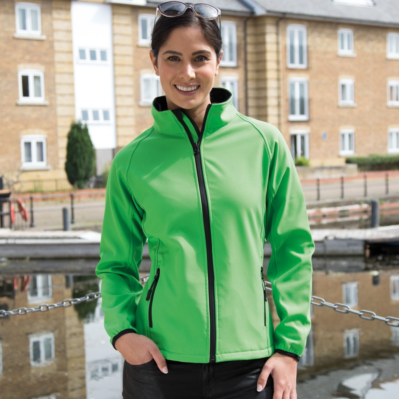 UniformeBucatari.ro - Jacheta ospatari, model softshell cu polar, pentru vreme rece, de dama