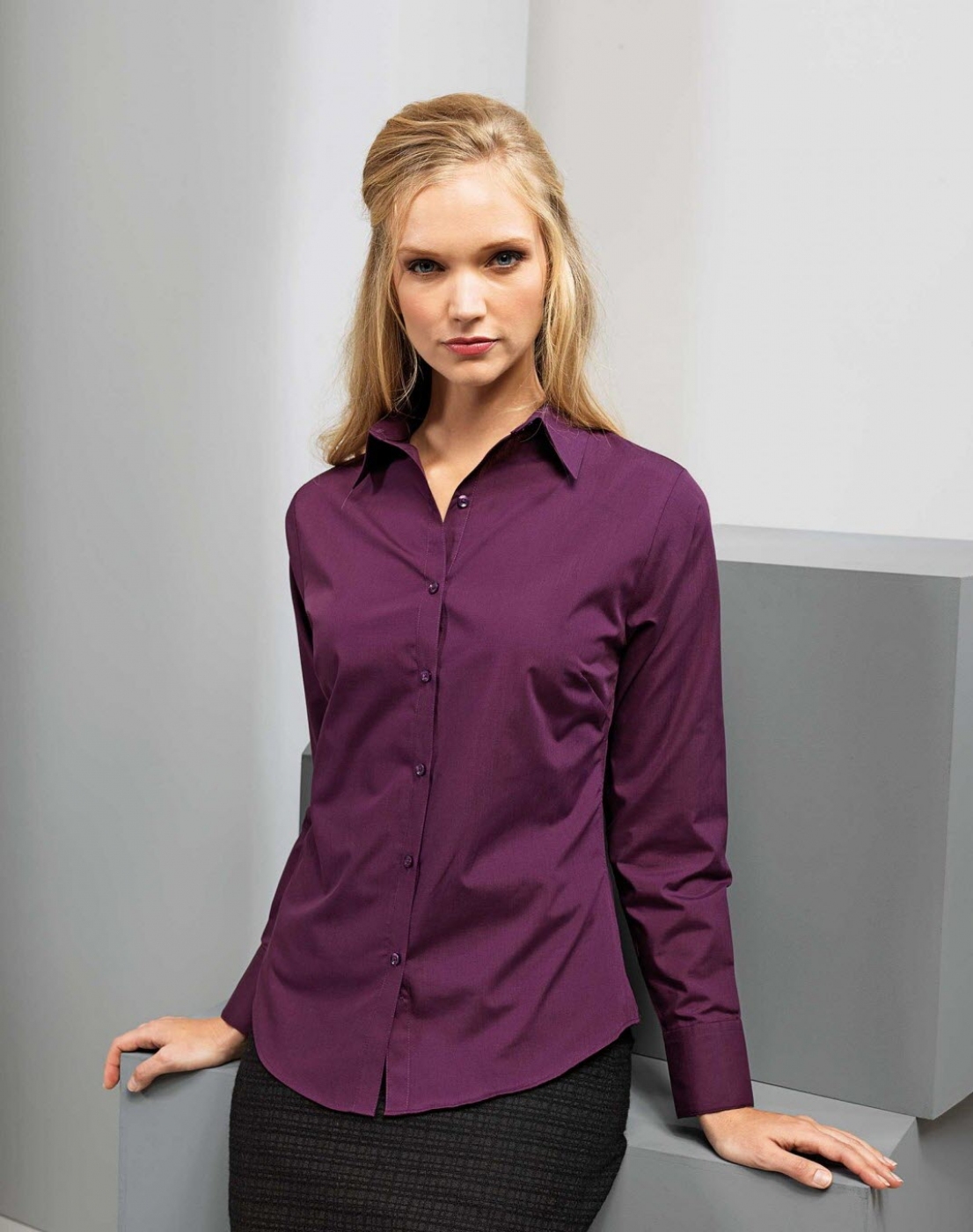 Uniforme Ospatari - Camasa ospatar, model clasic usor cambrat, de dama