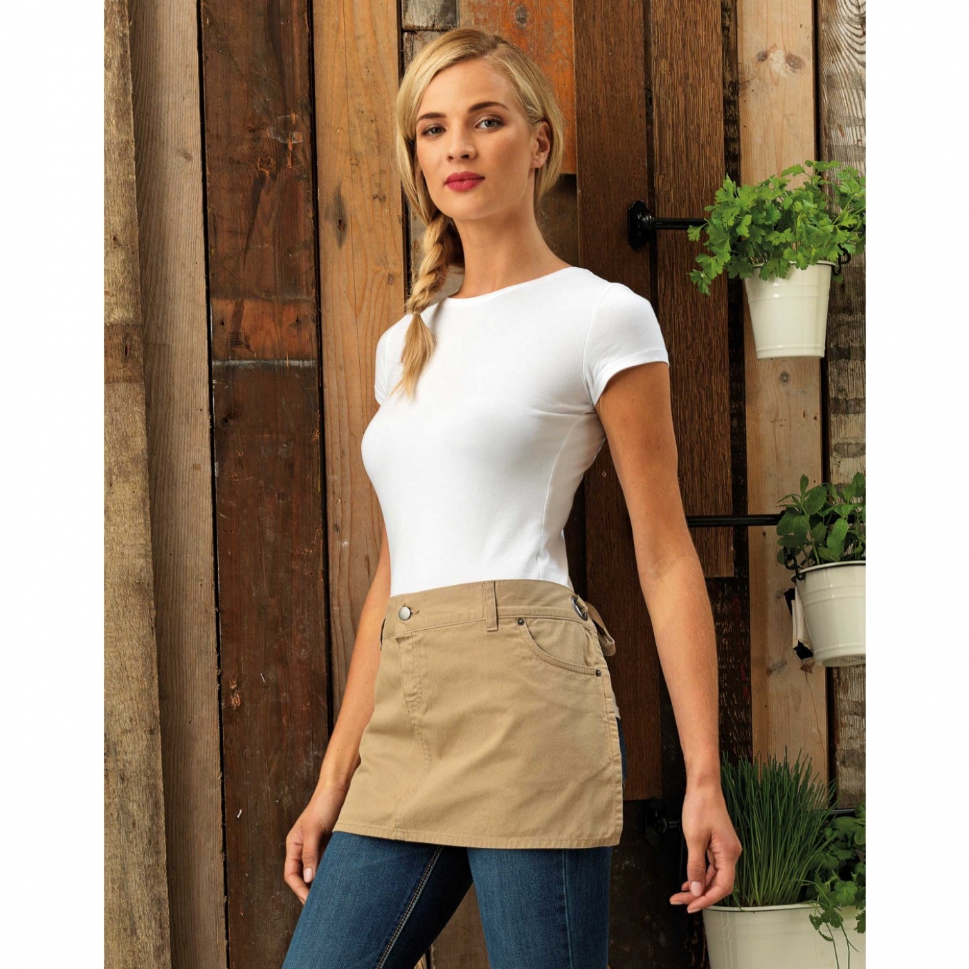 Uniforme Ospatari - Sort ospatar, scurt cu buzunare, din denim | Chino