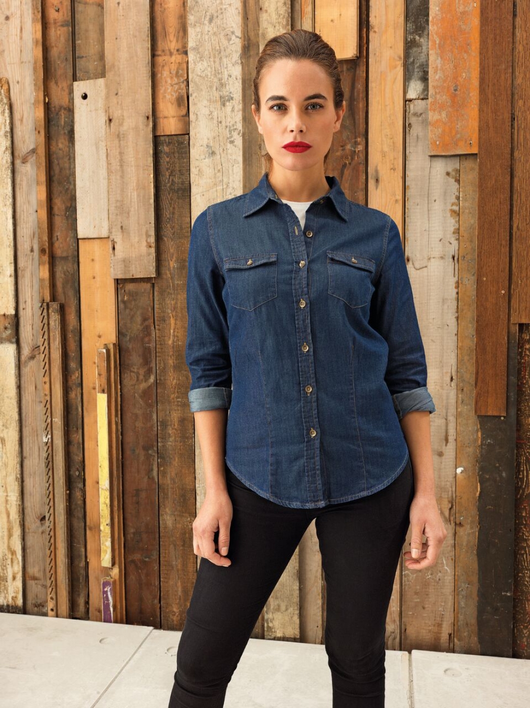 Uniforme Ospatari - Camasa jeans cu maneca lunga si buzunare pe piept, de dama